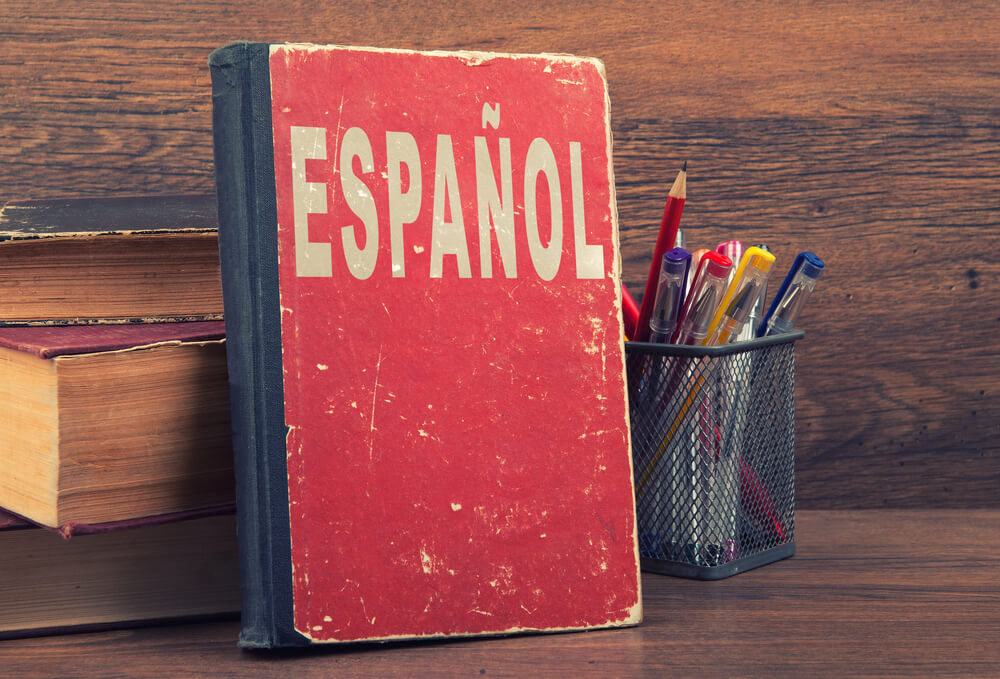 Языковые школы. Жизнь в Испании.